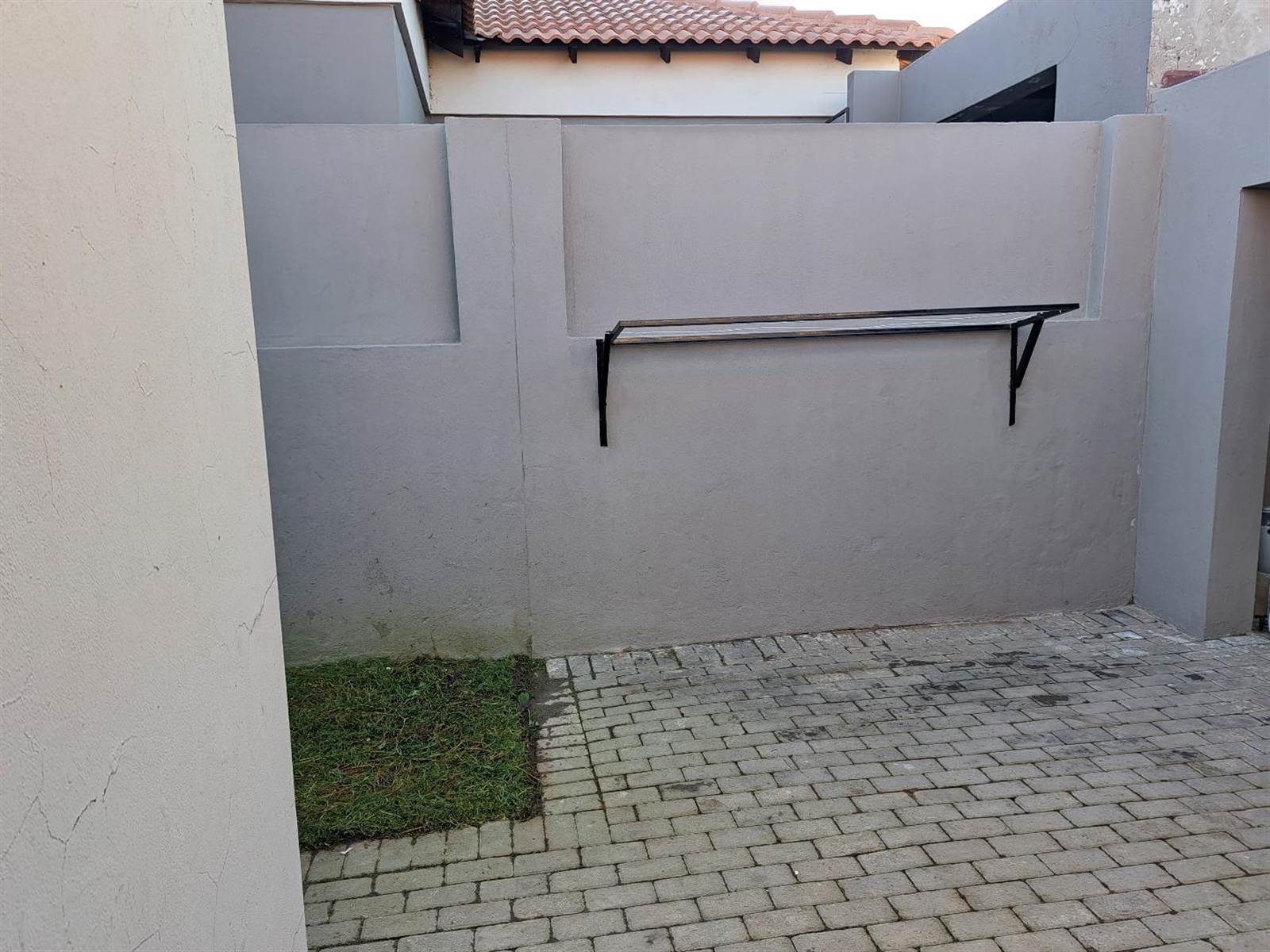 2 Bed Townhouse in Trichardt photo number 29