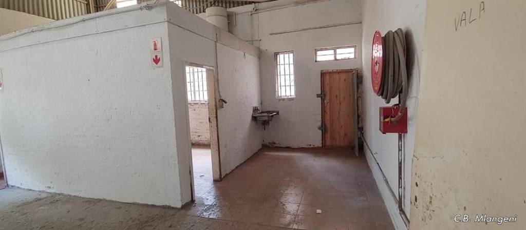 290  m² Industrial space in Pinetown Central photo number 12