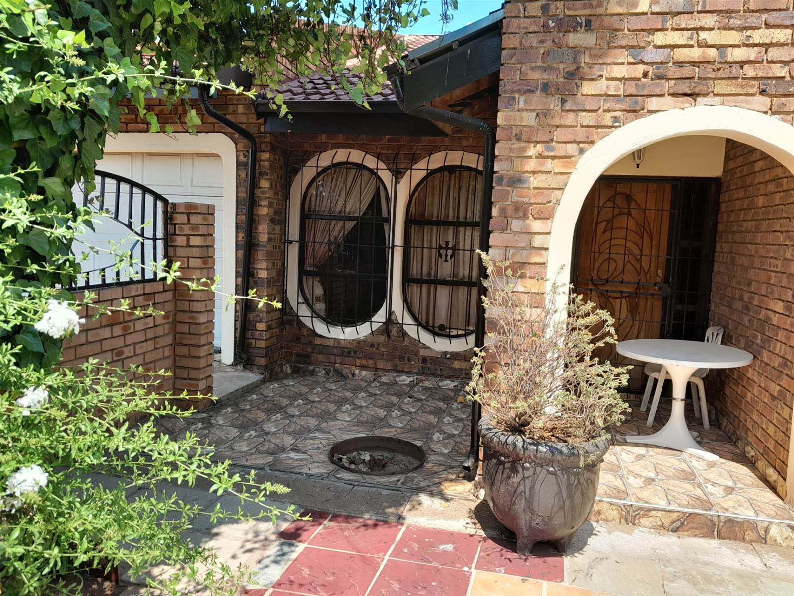 5 Bed House in Katlehong photo number 28