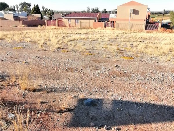 1104 m² Land available in Upington