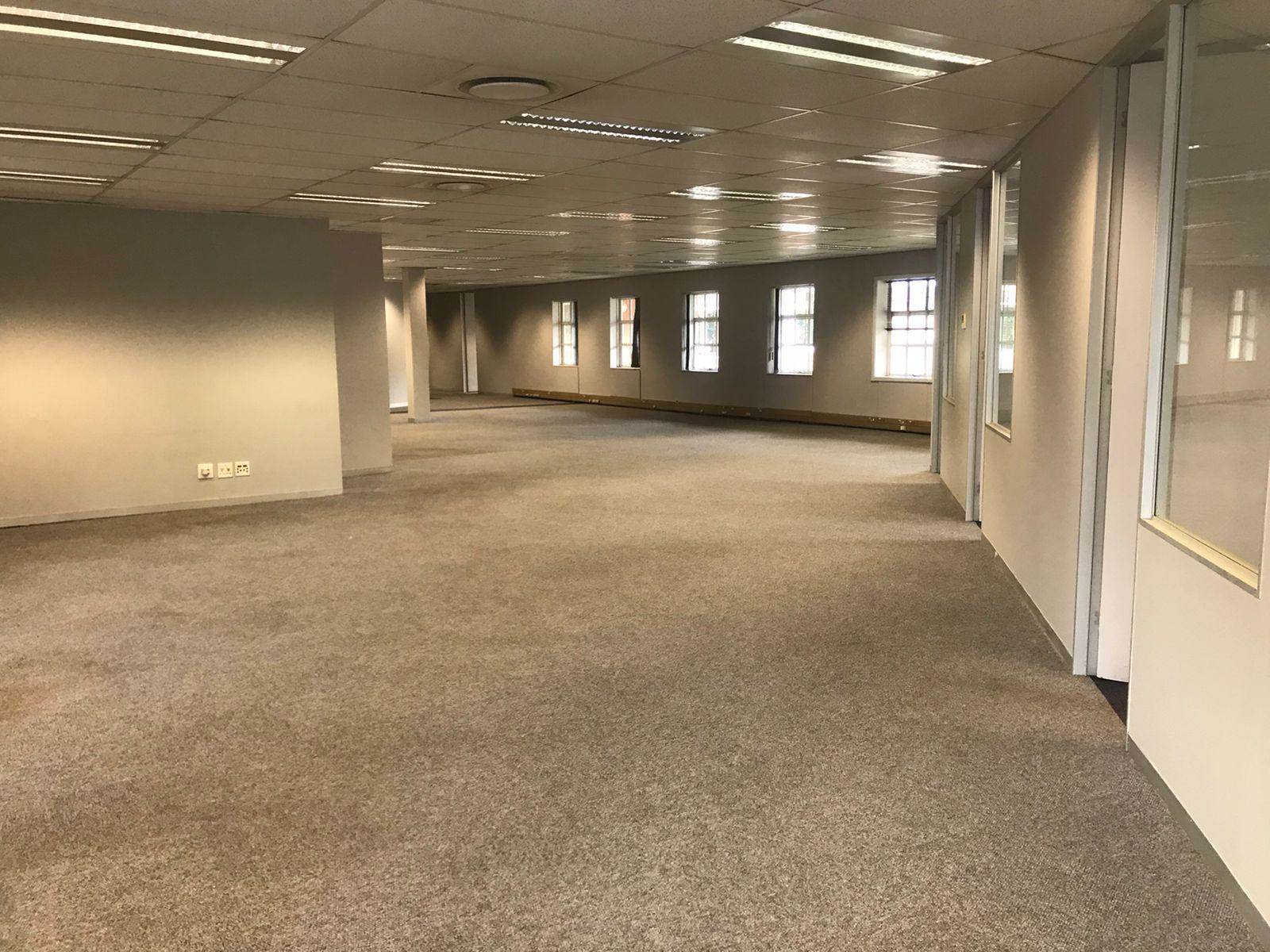 479  m² Commercial space in Bryanston photo number 2