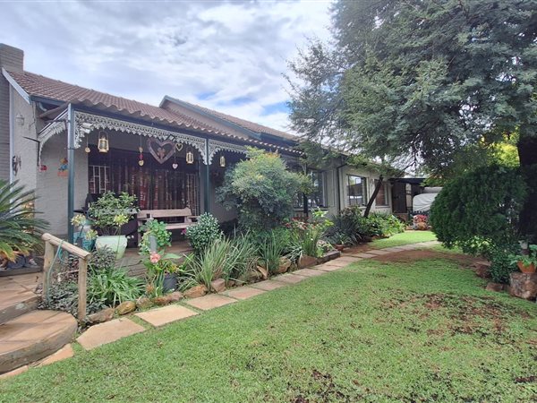 3 Bedroom House 3 Bedroom House