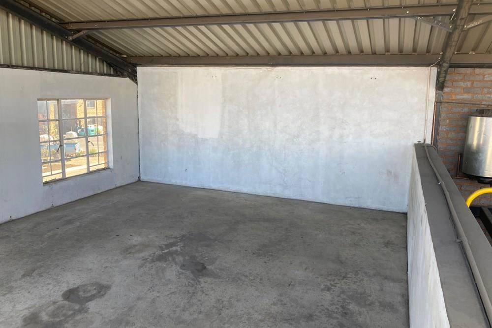 340  m² Commercial space in Dunswart photo number 6