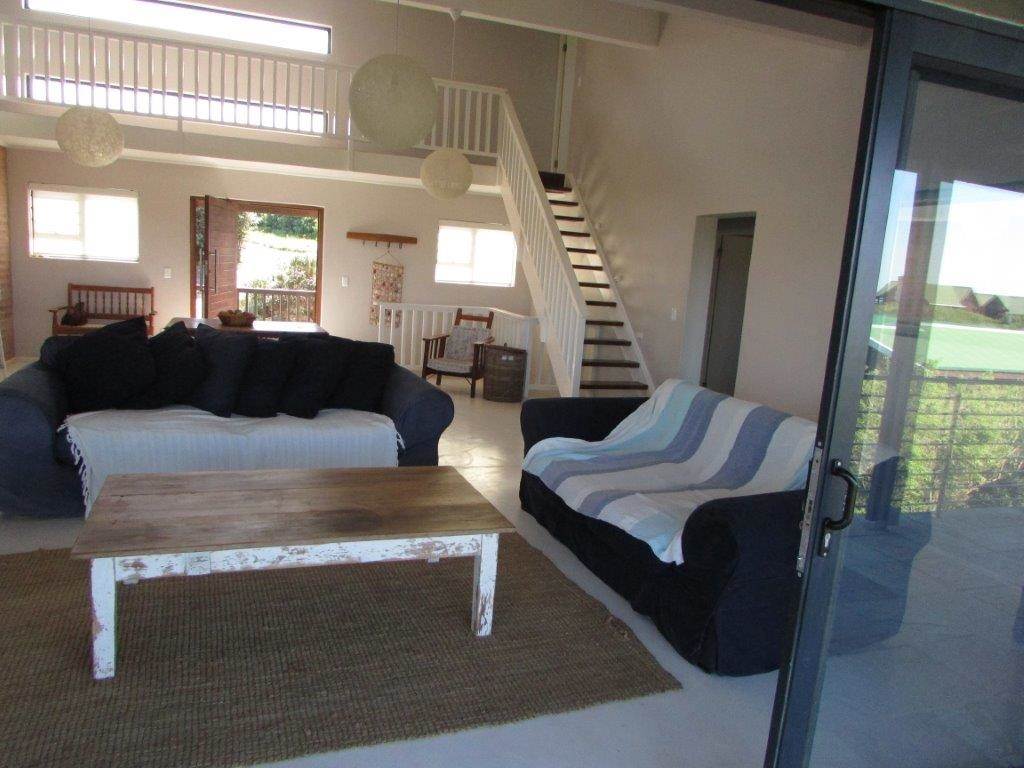 6 Bed House in Cape St Francis photo number 5