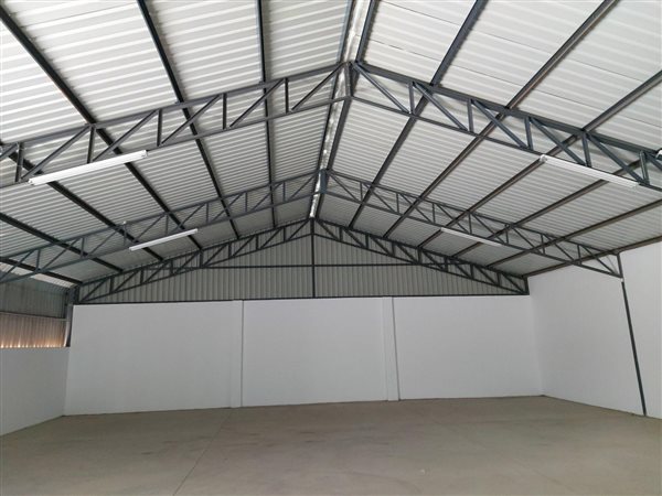 625  m² Industrial space in Laboria