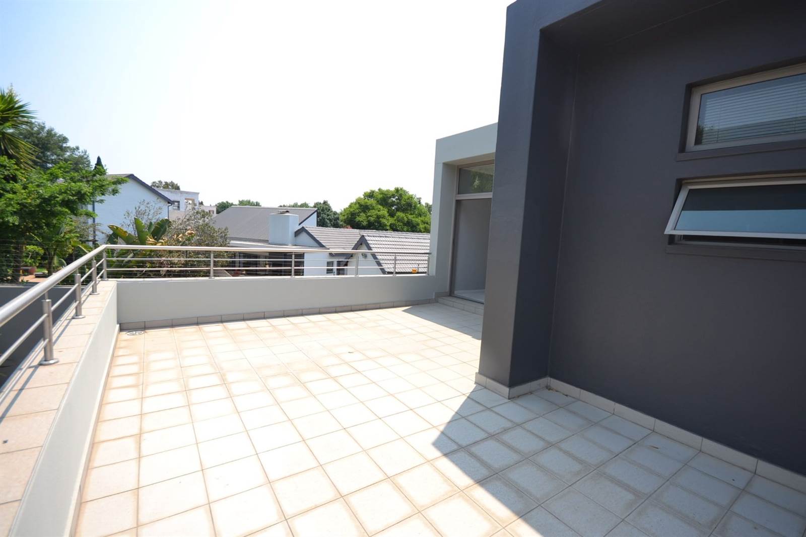 3 Bed Townhouse in Hurlingham photo number 8