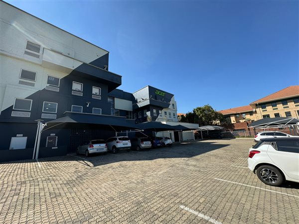 43.4000015258789  m² Commercial space