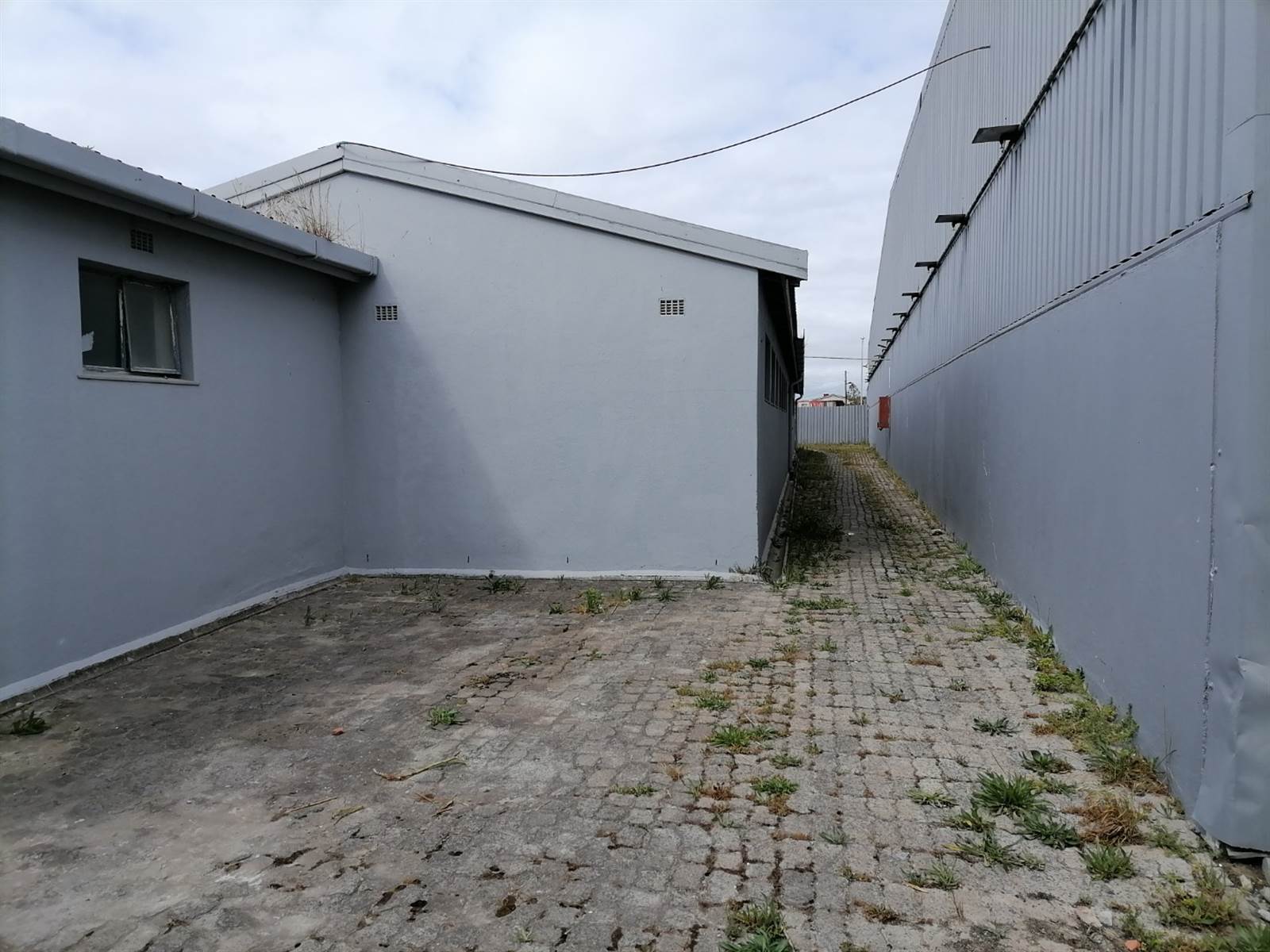 Commercial space in Manenberg photo number 6