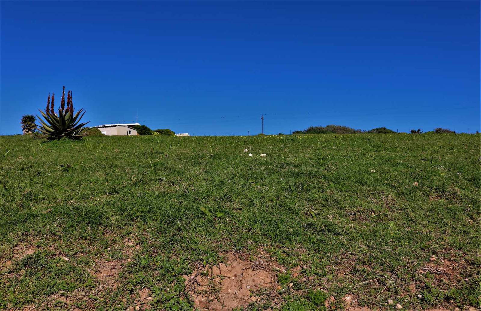 677 m² Land available in Vlees Bay photo number 2