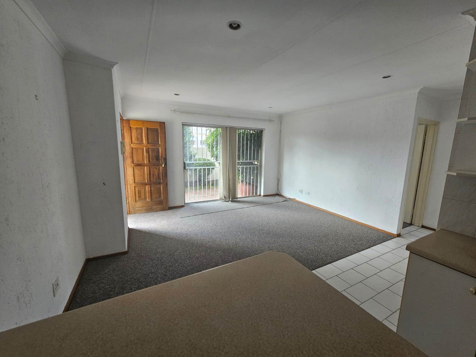 2 Bed Townhouse in Terenure photo number 3