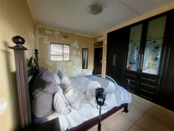 3 Bedroom House 3 Bedroom House