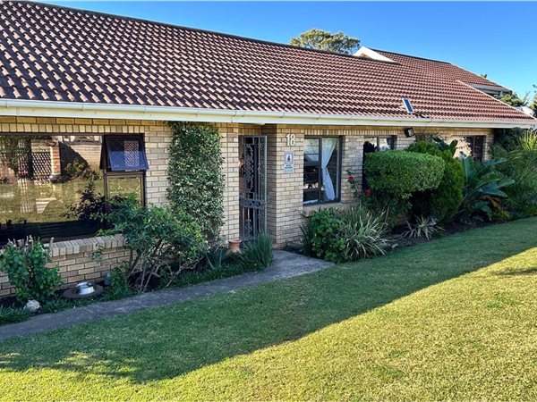 4 Bedroom House 4 Bedroom House