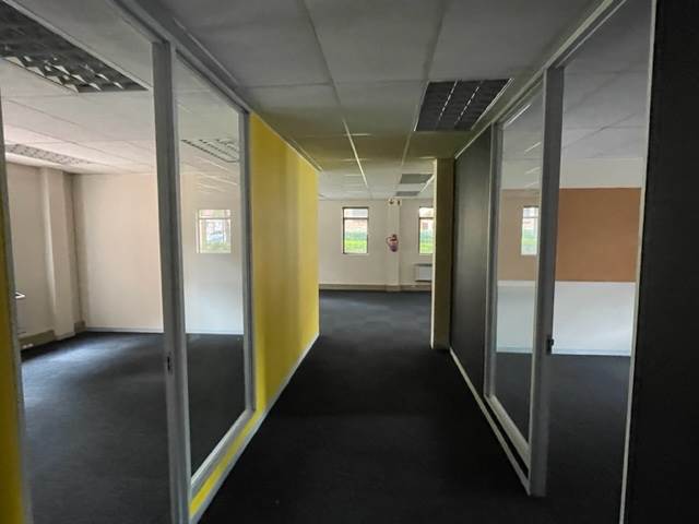 175  m² Commercial space in Lyttelton photo number 8