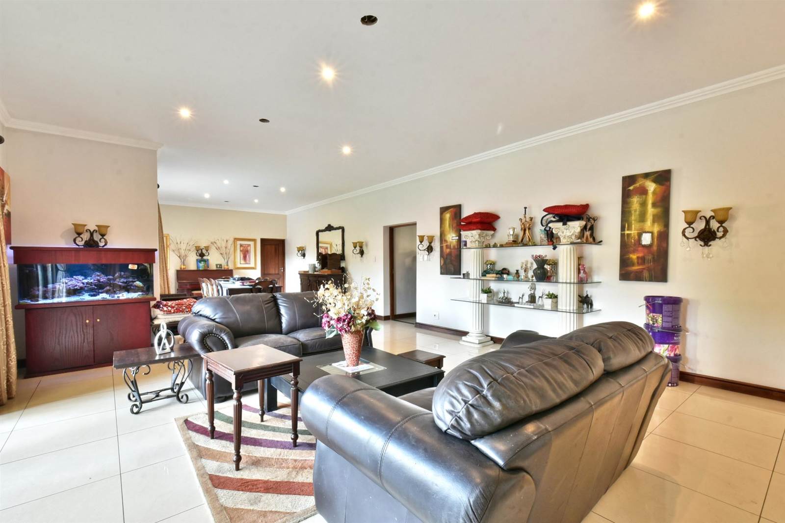 7 Bed House in Bryanston photo number 6