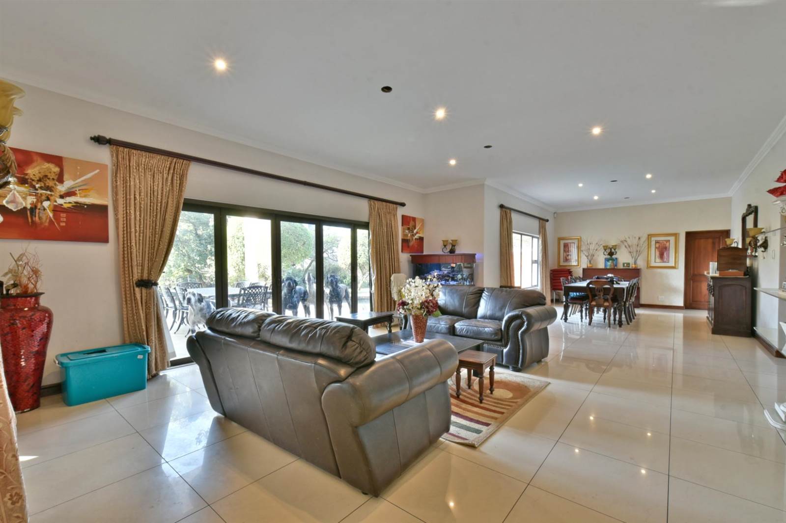 7 Bed House in Bryanston photo number 5
