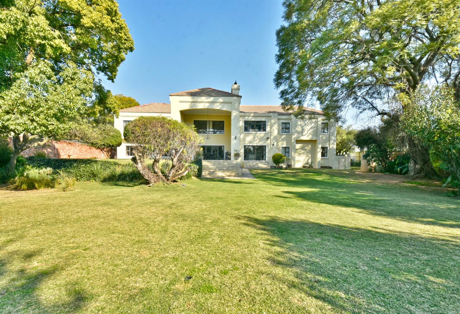 7 Bed House in Bryanston photo number 2
