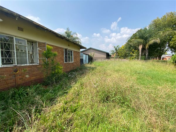 3 Bedroom House 3 Bedroom House