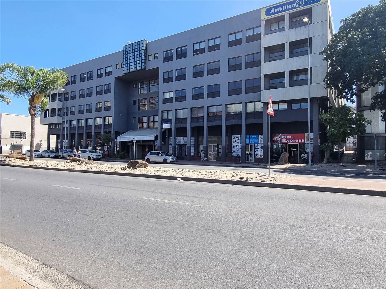 14710  m² Commercial space in Bellville Central photo number 2