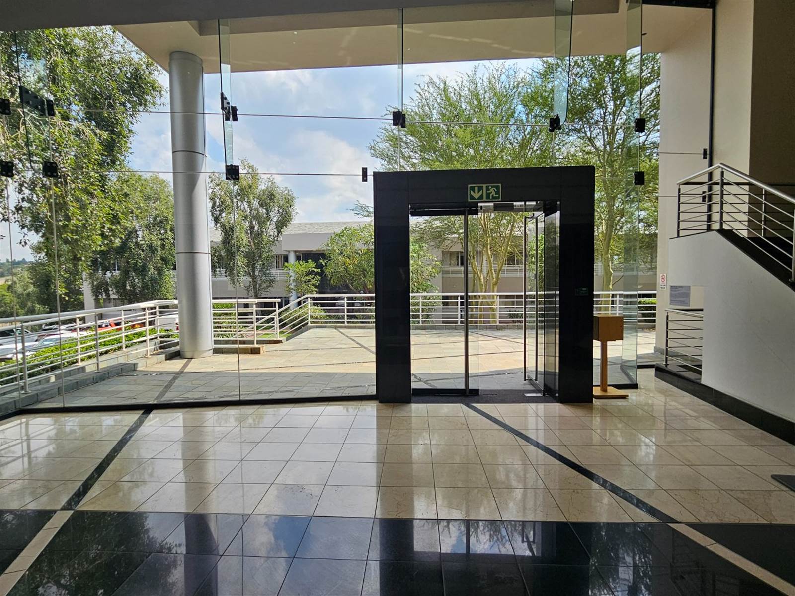 1878  m² Commercial space in Woodmead photo number 4