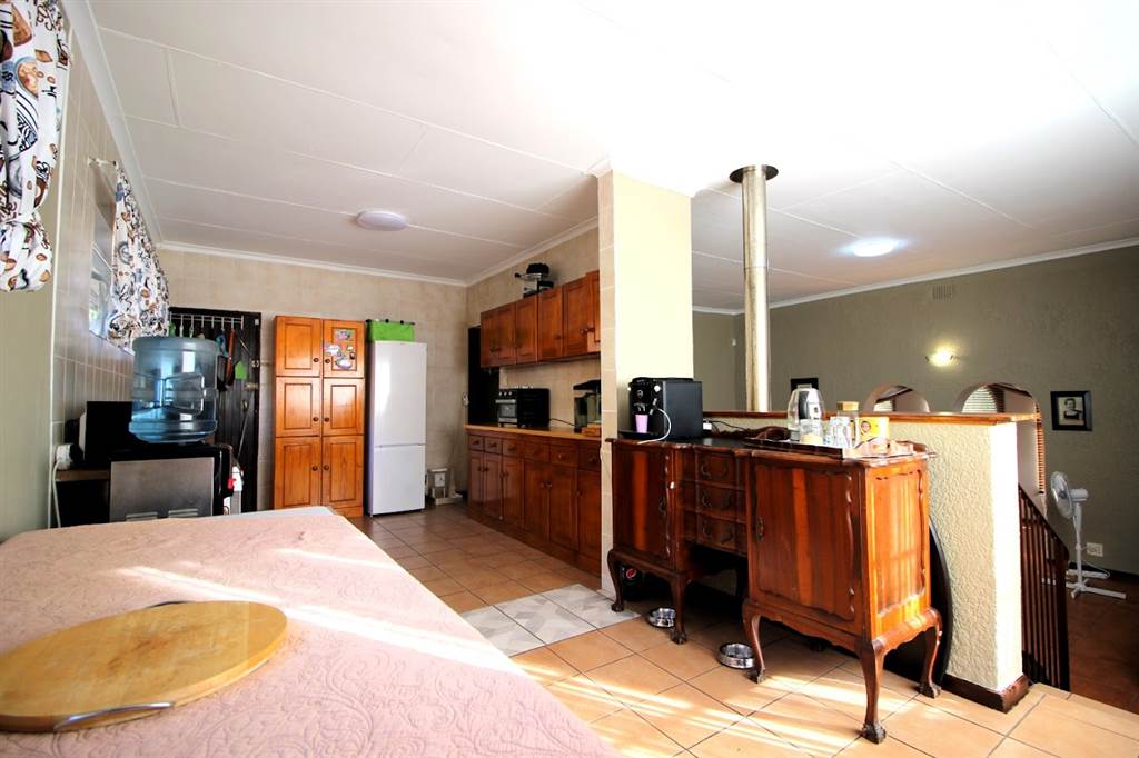 3 Bed House in Kenmare photo number 2