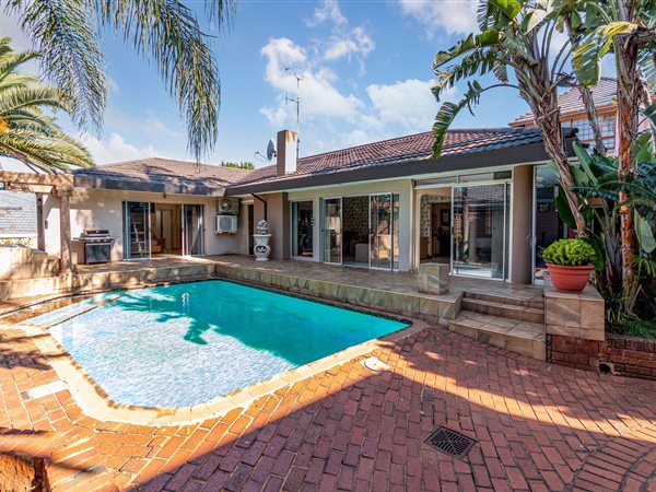 3 Bedroom House 3 Bedroom House