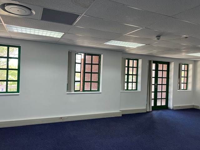 3600  m² Commercial space in Claremont photo number 25