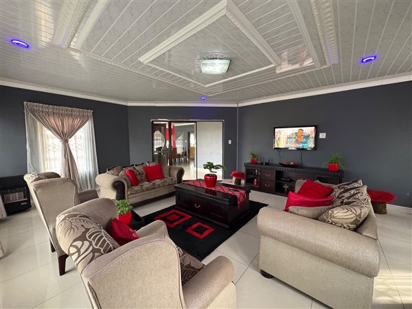 3 Bedroom House 3 Bedroom House