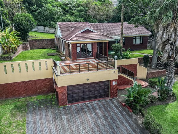 3 Bedroom House 3 Bedroom House