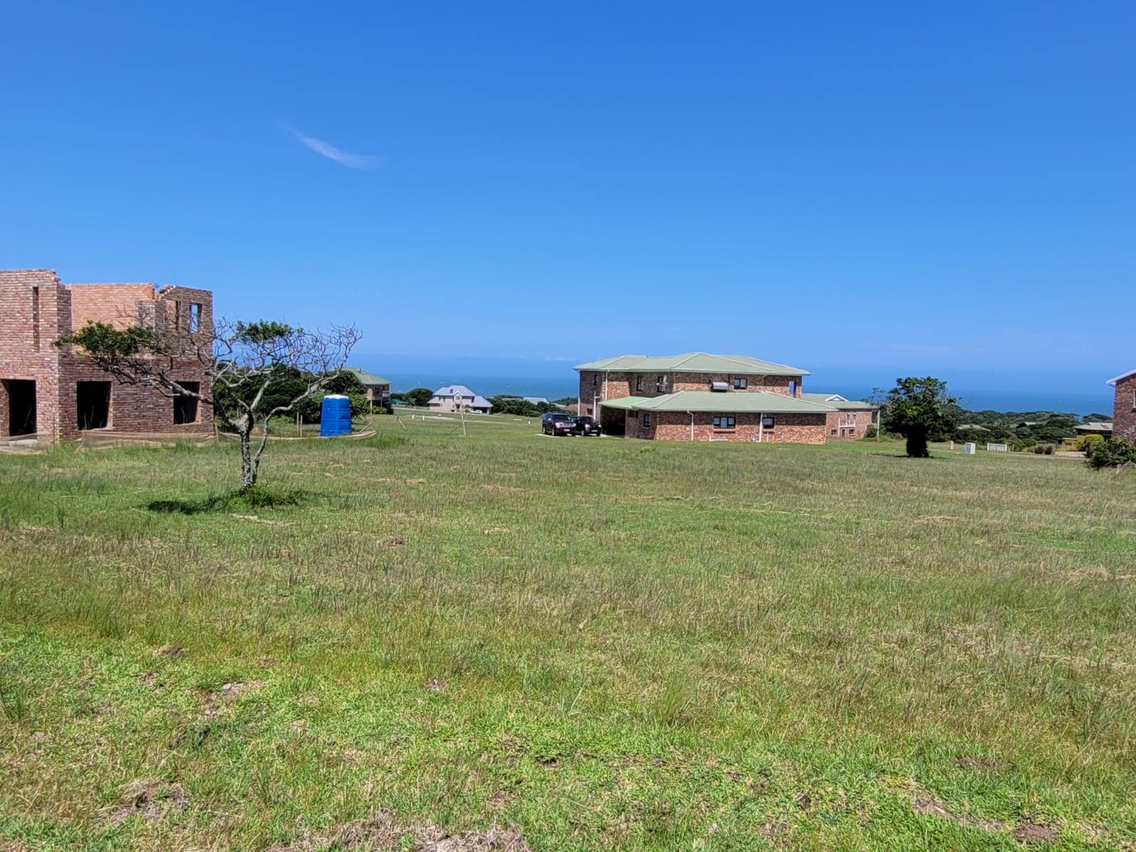 681 m² Land available in Cove Rock photo number 3