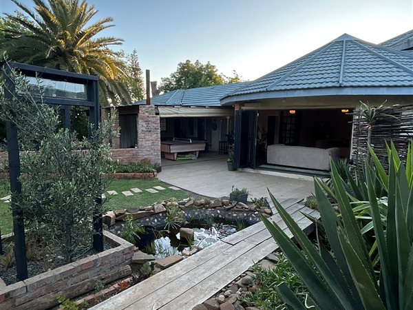 3 Bedroom House 3 Bedroom House