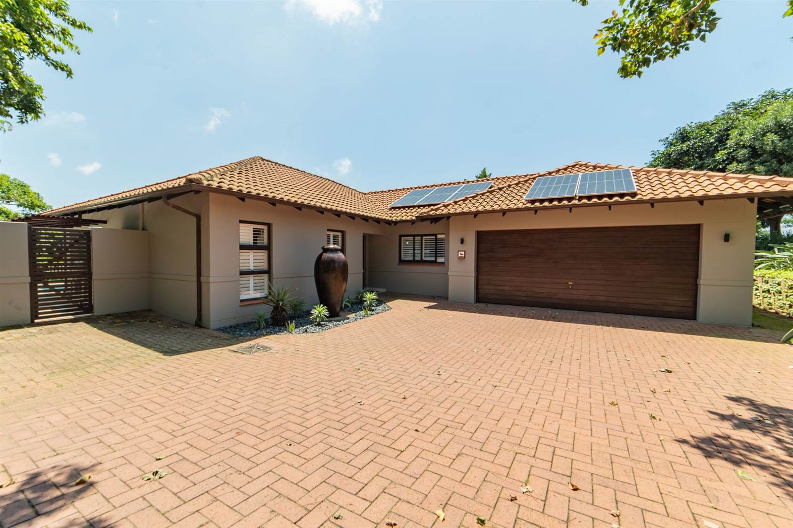 3 Bed House in Port Zimbali Estate photo number 4