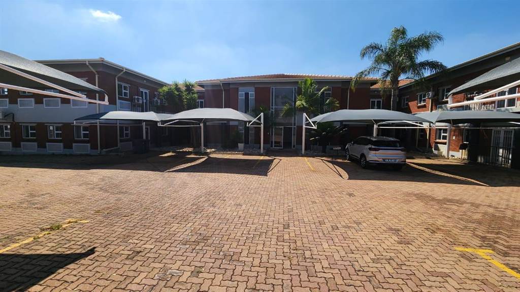 1805  m² Commercial space in Centurion CBD photo number 30