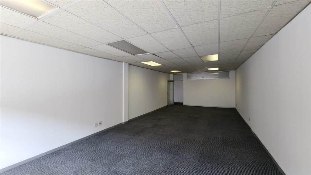 1805  m² Commercial space in Centurion CBD photo number 27