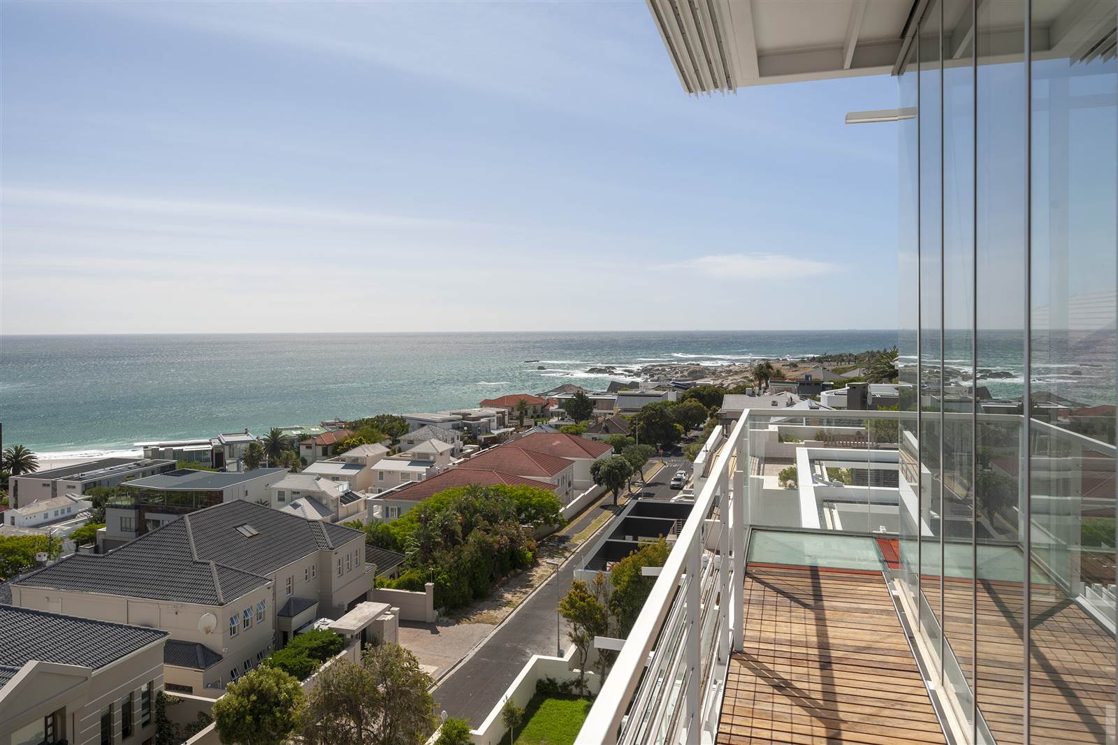 5 Bed House in Camps Bay photo number 28