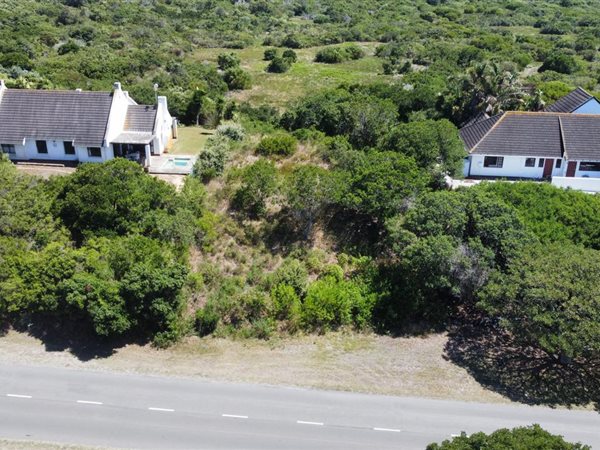 1 348 m² Land 1 348 m² Land