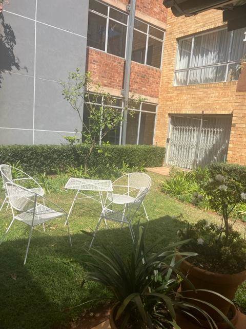 2 Bed Apartment in Groenkloof photo number 19