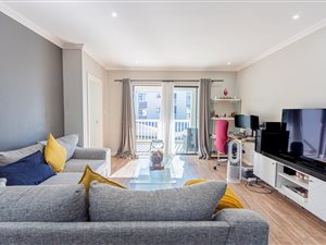 2 Bed Apartment in Emberton Estate