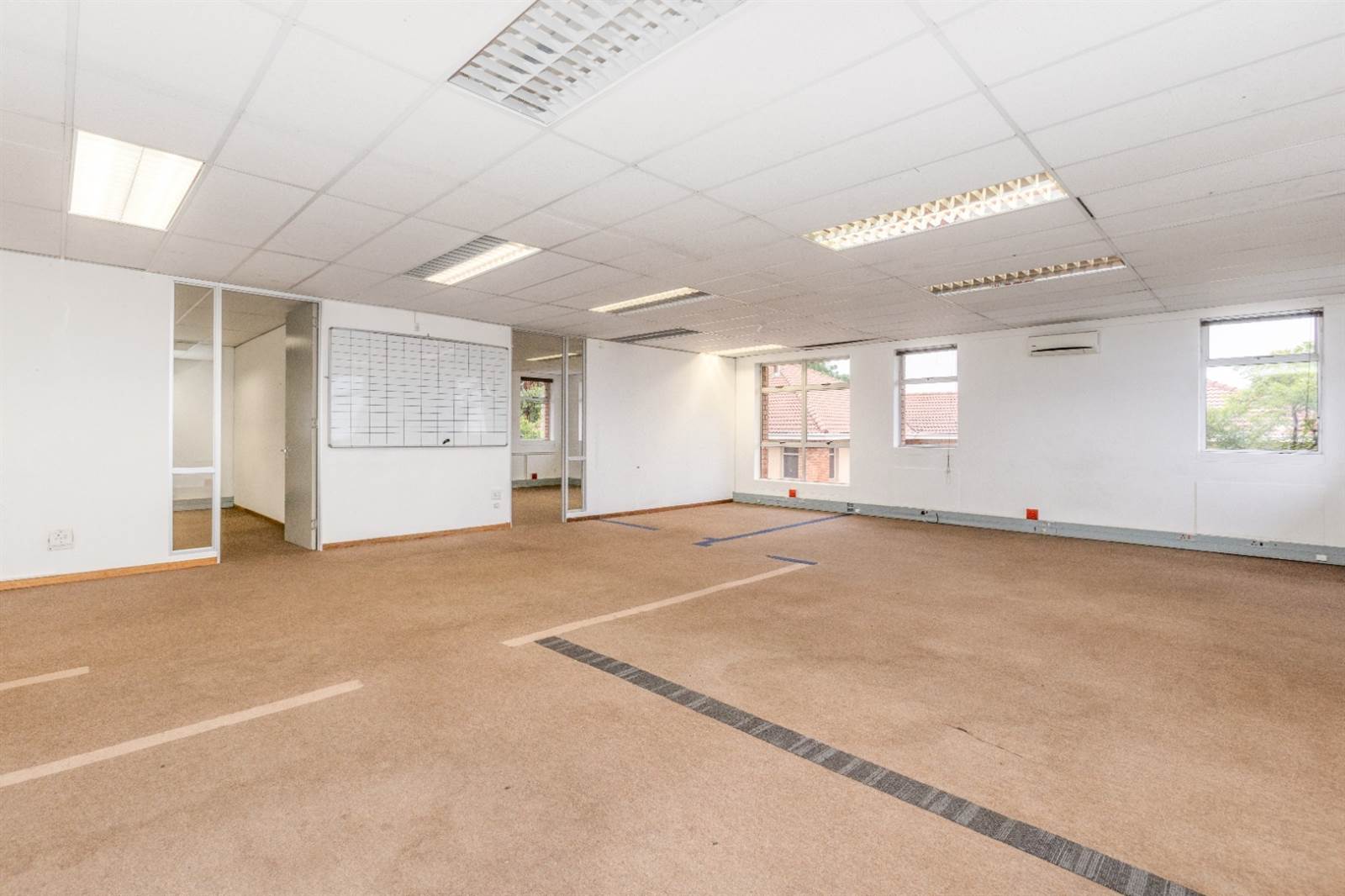 181  m² Commercial space in Randburg Central photo number 10