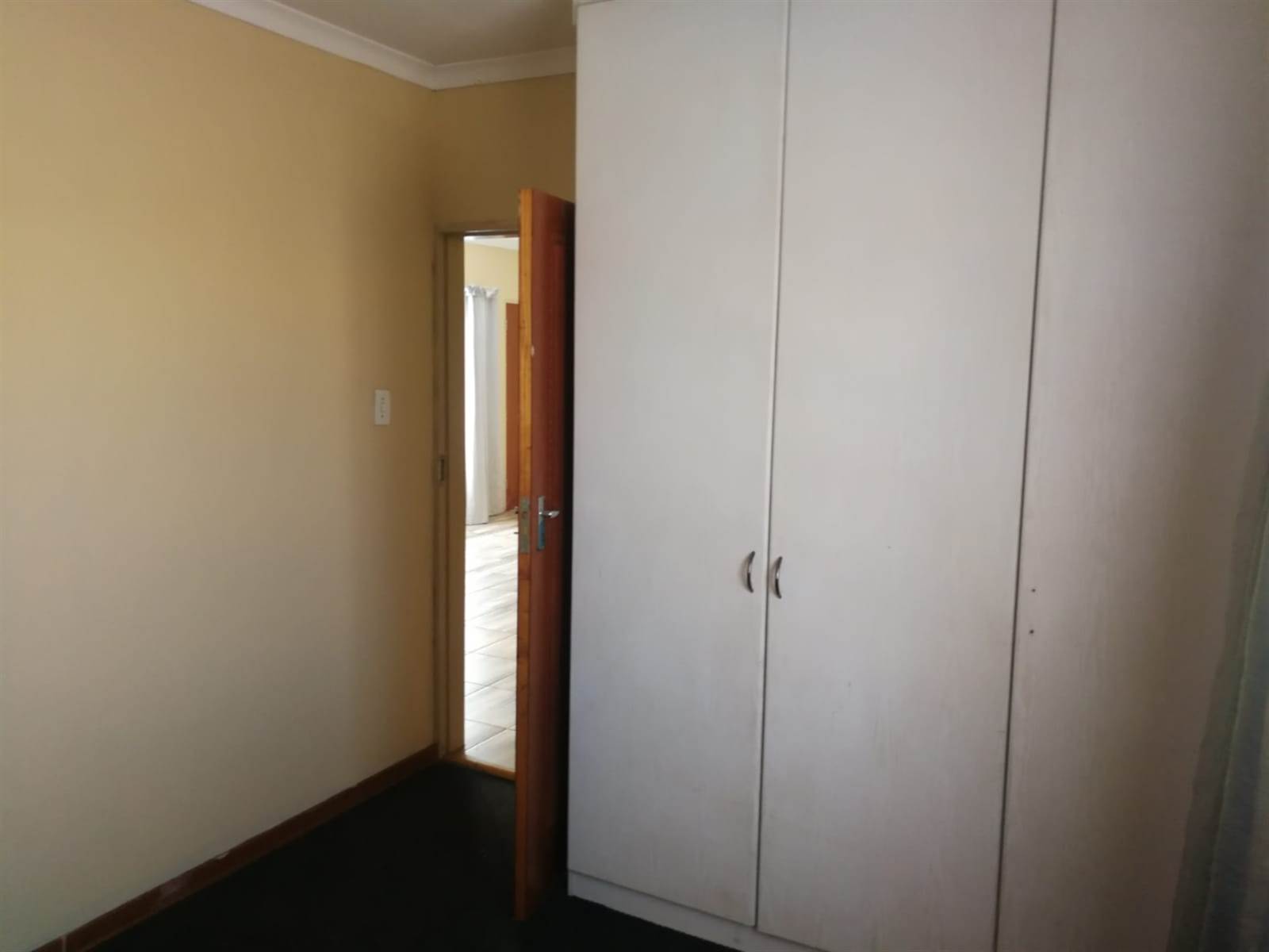 2 Bed Townhouse in Delmas photo number 13