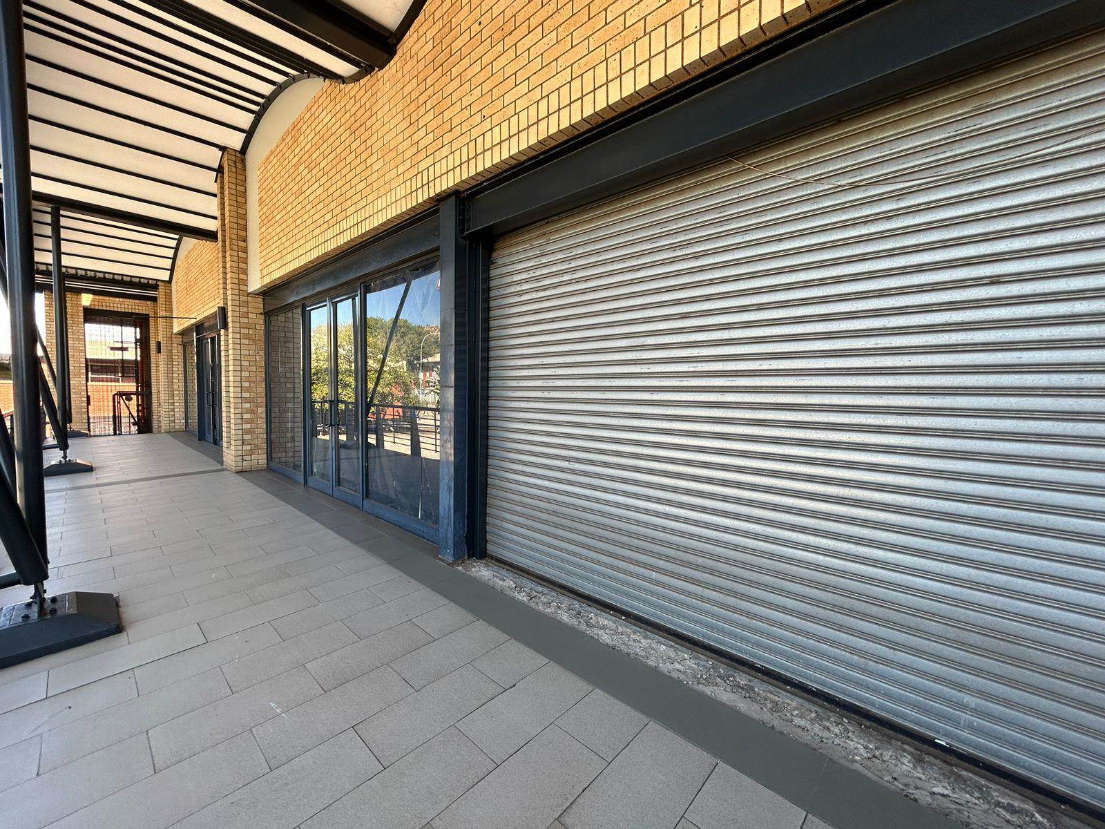 216  m² Commercial space in Blackheath photo number 2