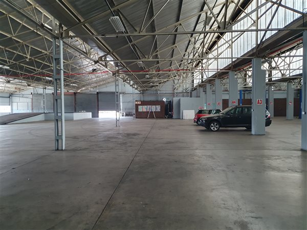 2300  m² Industrial space