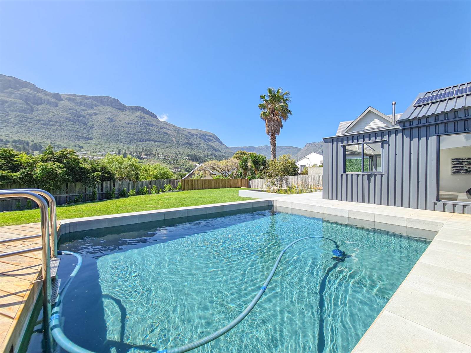 4 Bed House in Hout Bay and surrounds photo number 22
