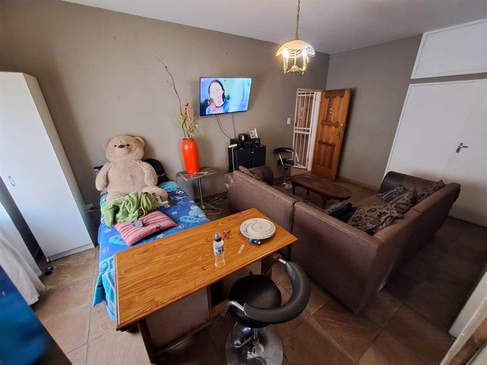 1 Bed Apartment in West Turffontein photo number 17