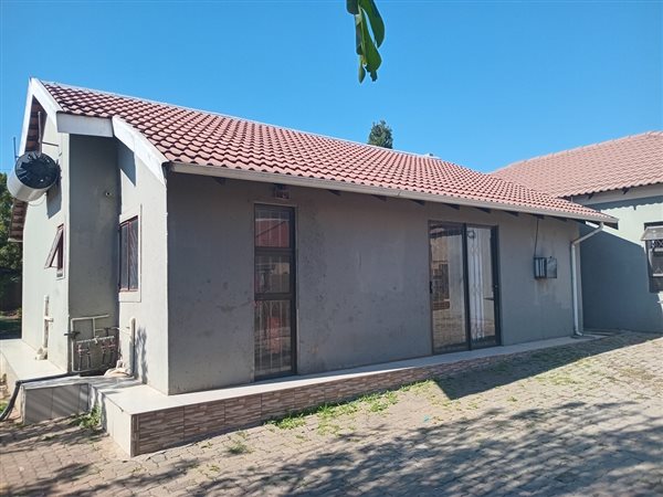 3 Bedroom House 3 Bedroom House