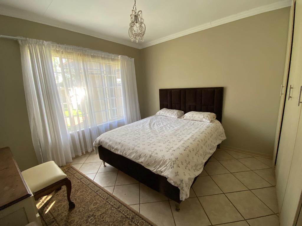 4 Bed House in Grootfontein Estate photo number 13