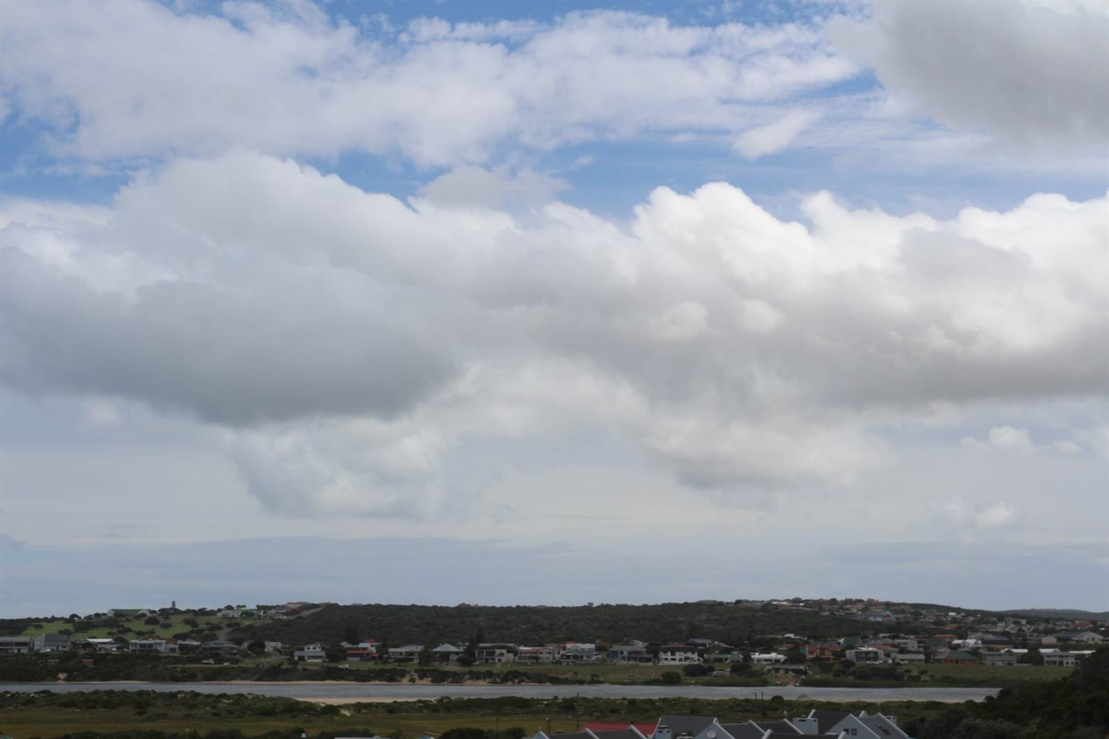 687 m² Land available in Stilbaai photo number 6