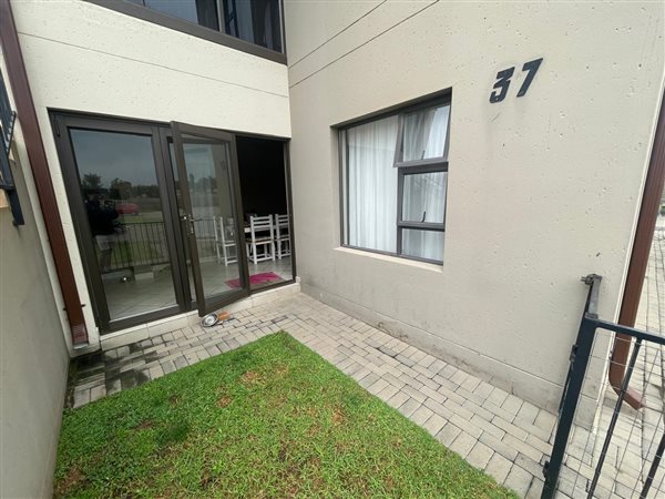 2 Bedroom Townhouse 2 Bedroom Townhouse