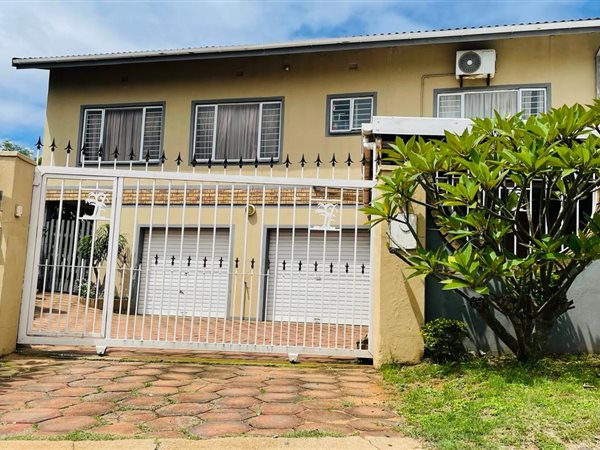 4 Bed House in Bluff