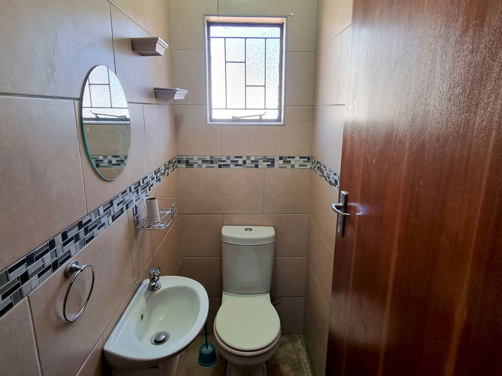 3 Bed Townhouse in Uitsig photo number 24