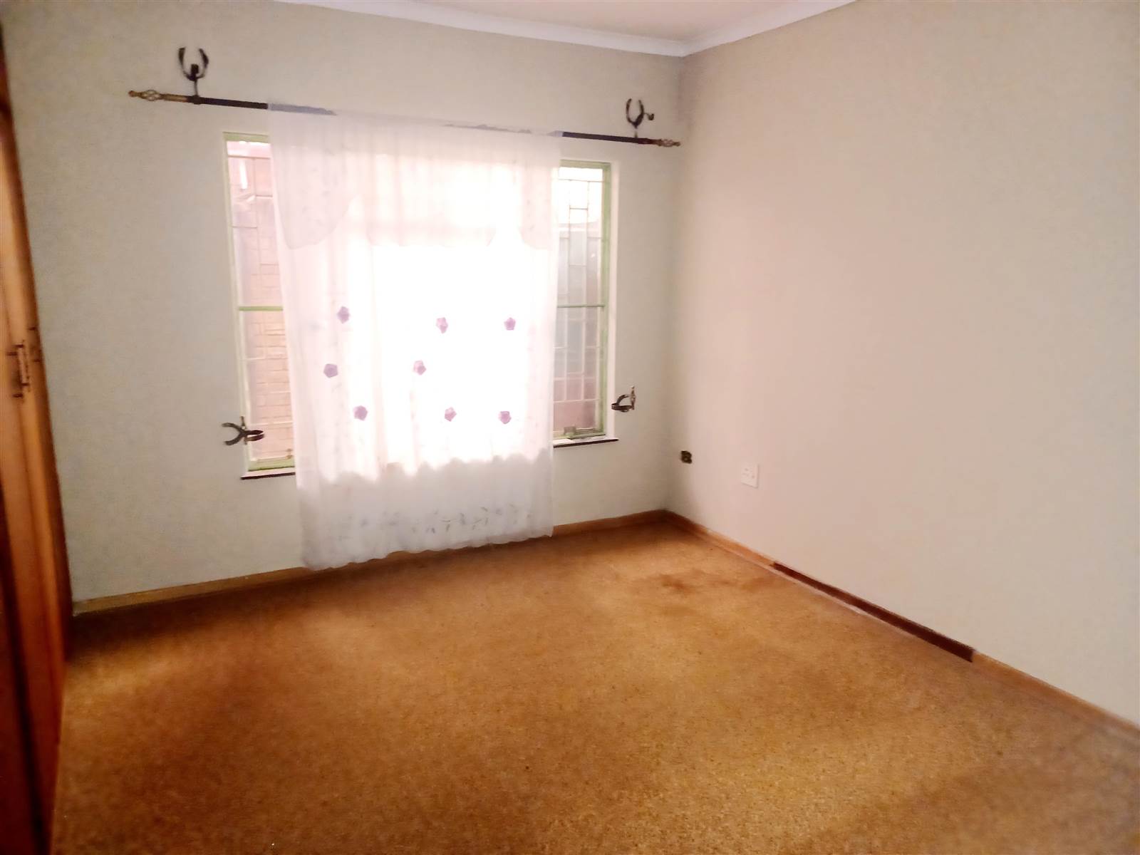 2 Bed Apartment in Mookgophong (Naboomspruit) photo number 8